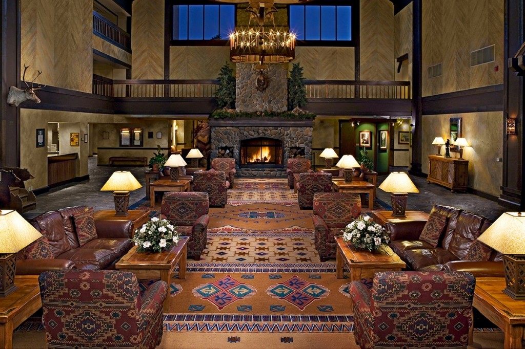 FishCamp_TenayaLodgeYosemite_Lobby